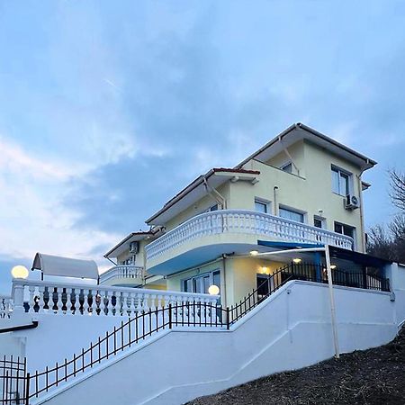 Villa Sorento Italian Neoclassica Baltsjik Buitenkant foto