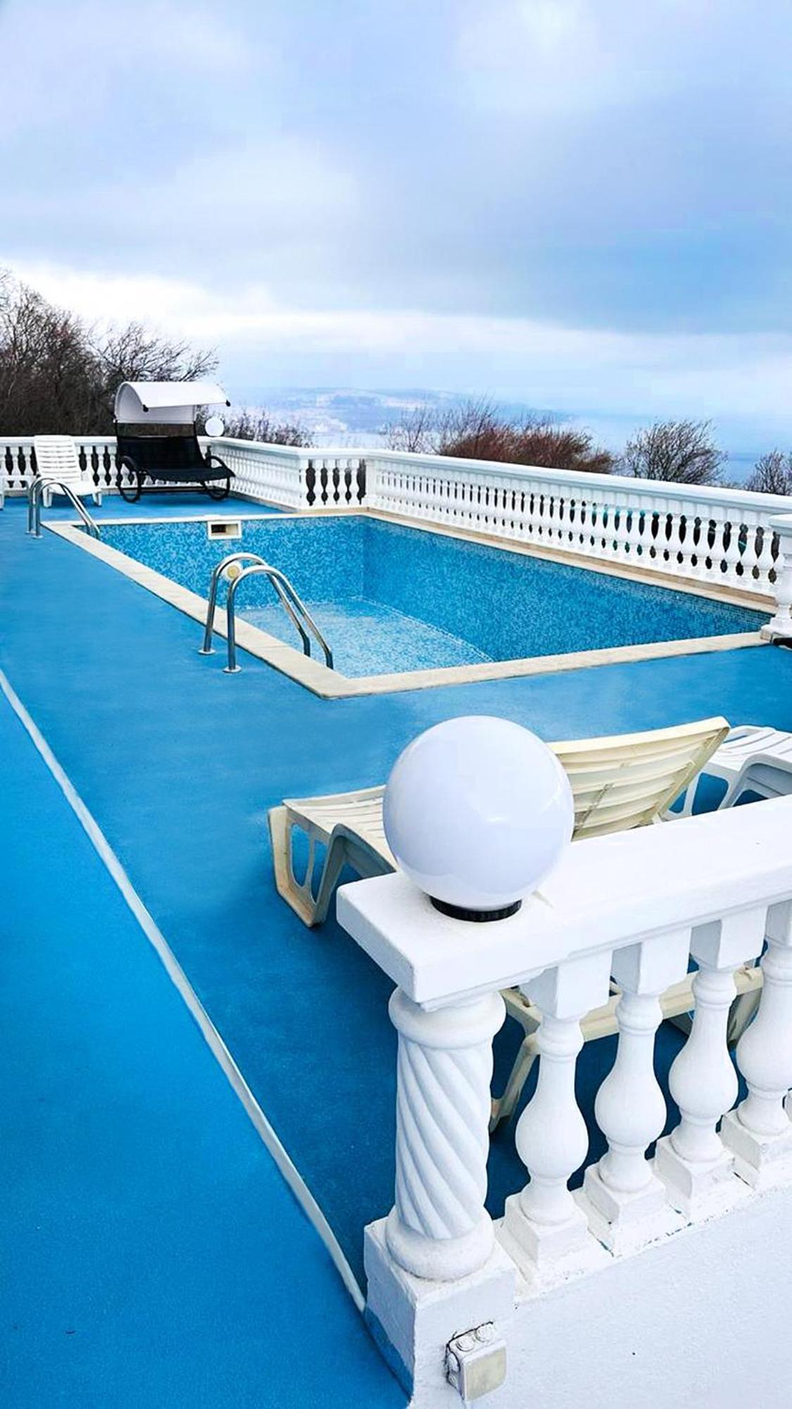 Villa Sorento Italian Neoclassica Baltsjik Buitenkant foto