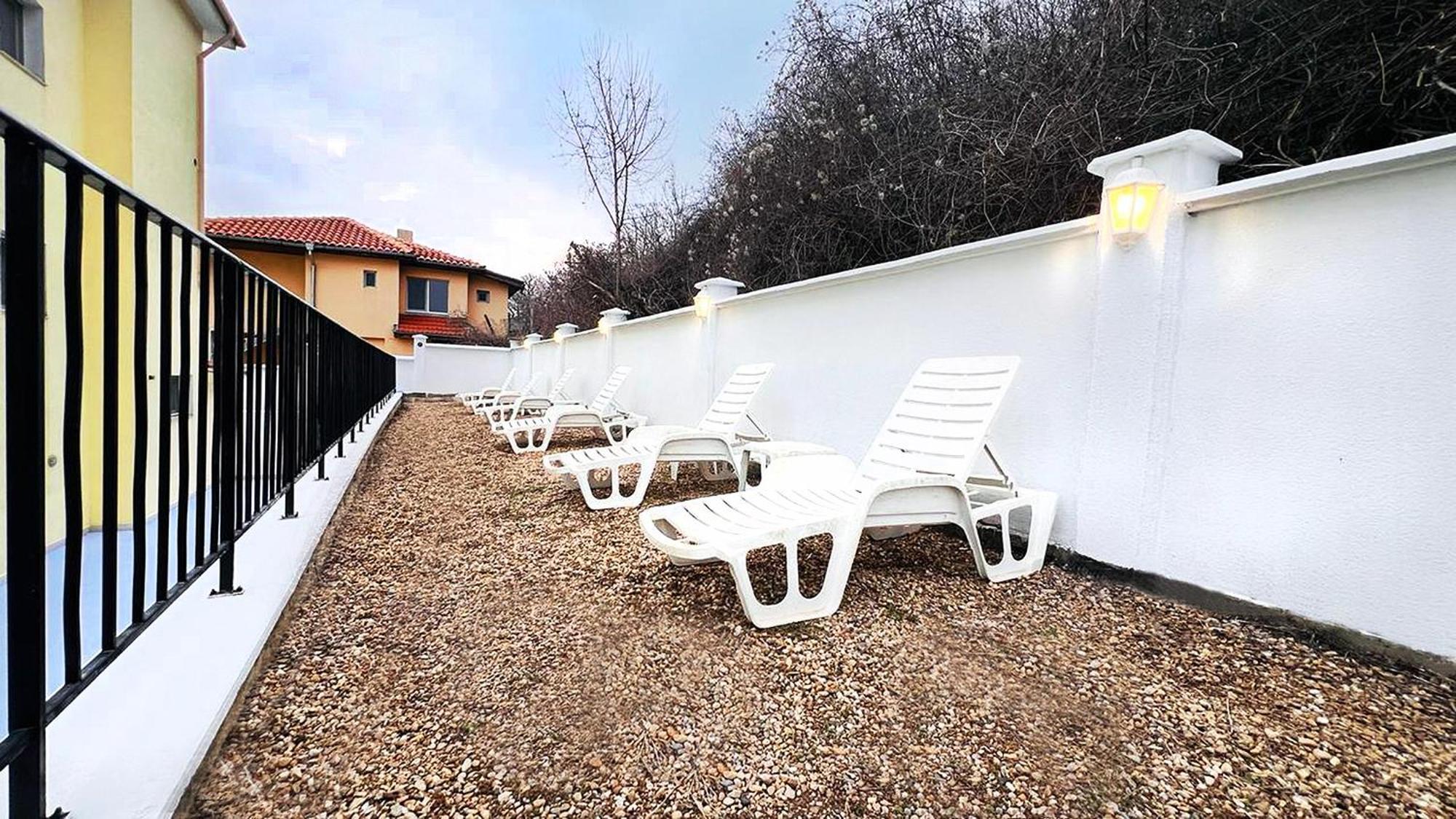 Villa Sorento Italian Neoclassica Baltsjik Buitenkant foto